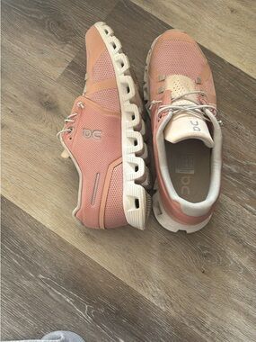 On Running Women's Athletic Sneakers in Peach and Cream